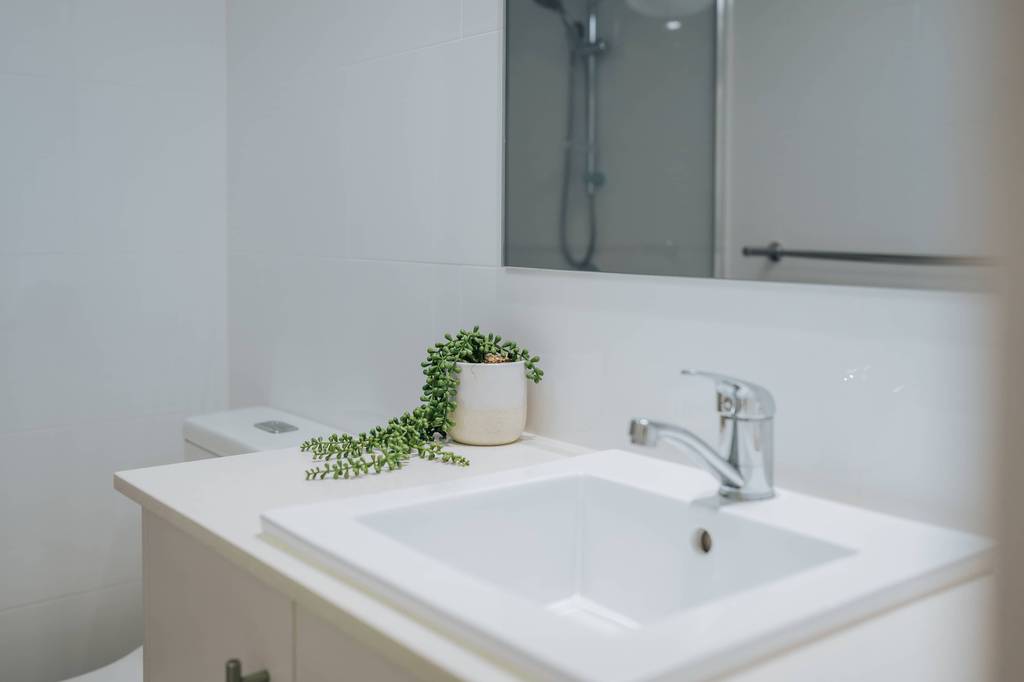 2 Bedroom Premium – kitchen