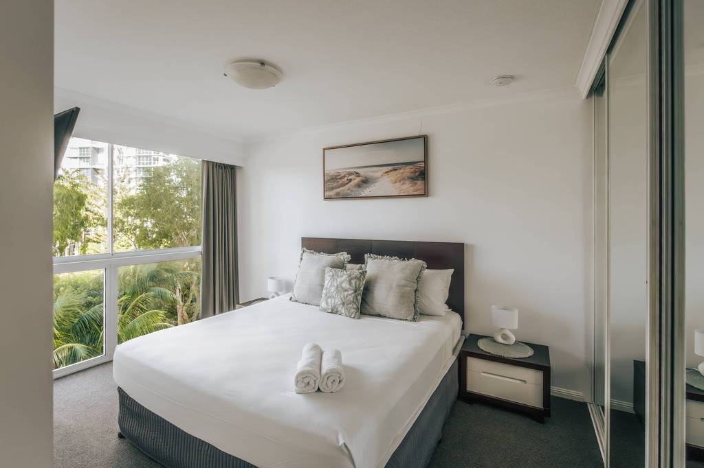 Master bedroom with garden view